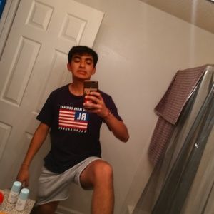 Meet your Posher, Renato